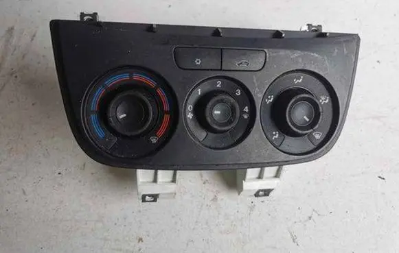 Opel Combo D Air conditioning/heating control unit 05147481008013