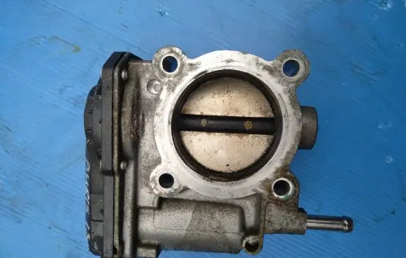 Toyota Auris E180 Throttle valve 220300T050