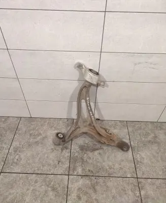 Mercedes-Benz ML W164 Front lower control arm/wishbone A1643303407 A1643301707