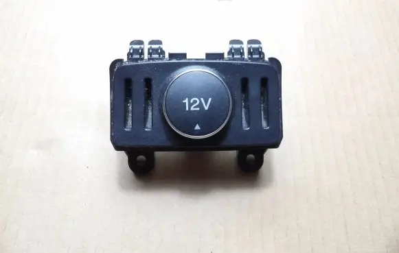 Ford Kuga II 12 V Socket (rear) AM51R045L56