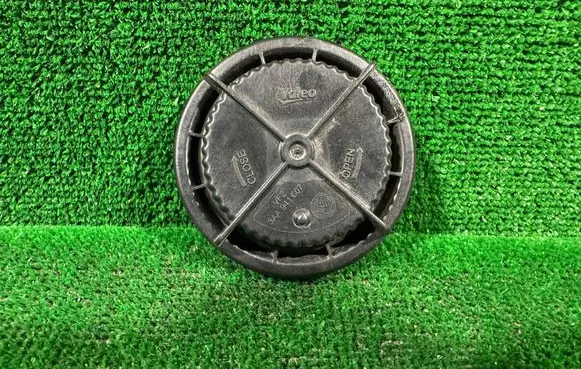 Skoda Rapid (NH) Headlight/headlamp dust cover 89502908
