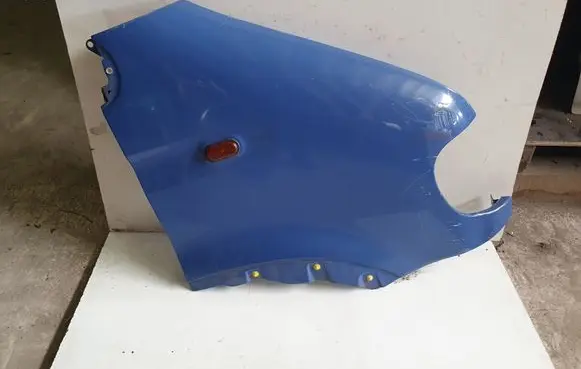 Renault Master II Fender