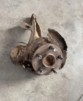Toyota Avensis T220 Rear wheel hub spindle/knuckle 