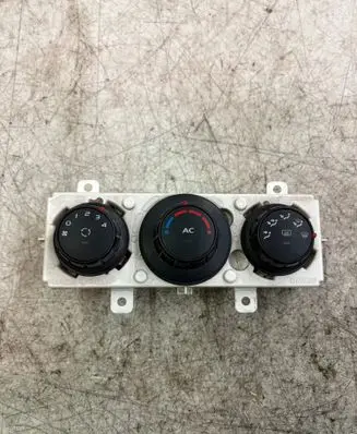 Renault Master III Climate control unit 275100013R