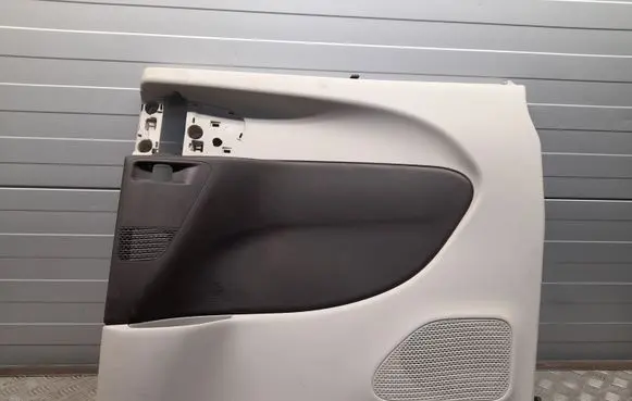 Chrysler Pacifica Sliding door card 5RP701D2AH