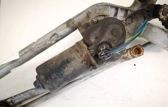 Nissan Primera Wiper motor