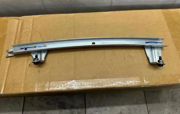 Ford Ranger IV Rear door windshield rail N1WB-E26207-AA