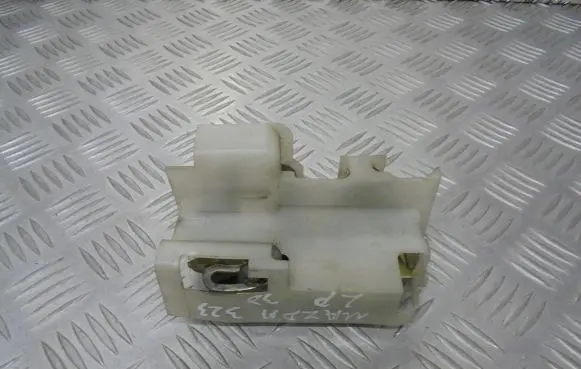 Mazda 323 Front door lock