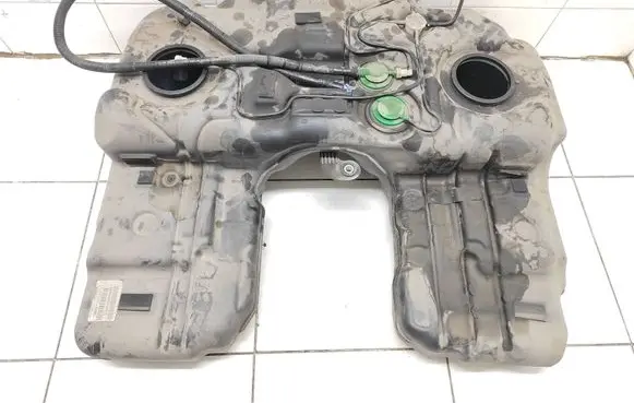 BMW X5 E70 Fuel tank 7188501 6069333 64253088210427