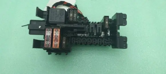 Mercedes-Benz GLC X253 C253 Fuse module A2059067200 A0025427219