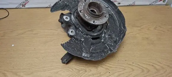 BMW 6 F06 Gran coupe Rear wheel hub 6852892
