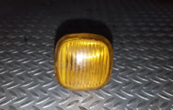 Audi A8 S8 D2 4D Front fender indicator light 4D0949127B