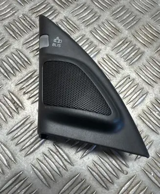 Volvo XC70 Front door high frequency speaker 30781067