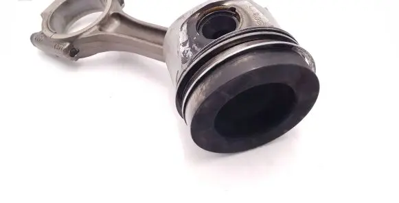 Audi A4 S4 B8 8K Piston with connecting rod CAH