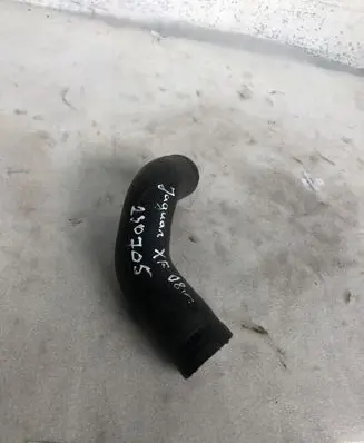 Jaguar XF X250 Engine coolant pipe/hose