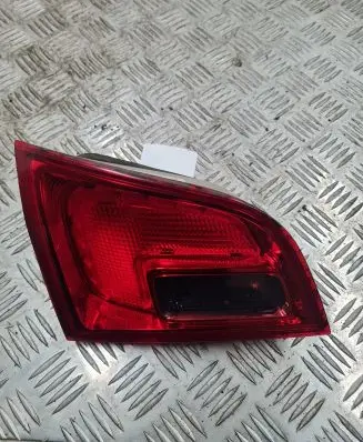 Opel Astra J Tailgate rear/tail lights 366900804 13282246