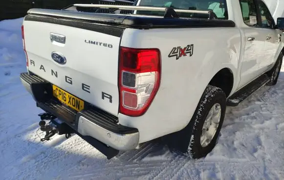 Ford Ranger Pickup box tonneau cover 