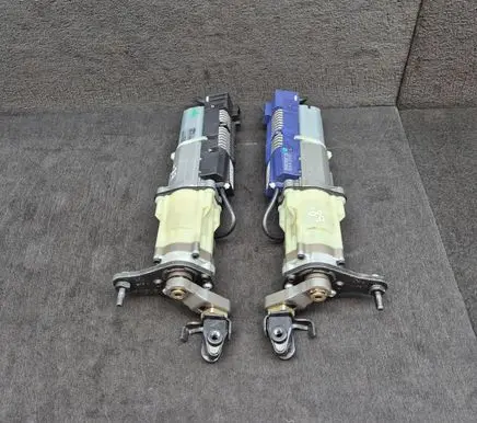 Audi A4 Allroad Tailgate/trunk/boot lift motor 8K9827852A 8K9827851A 8K9827851
