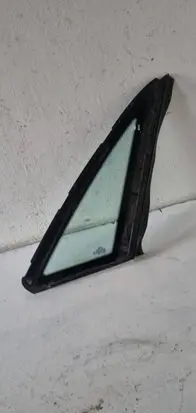 Audi A8 S8 D2 4D Rear side window N006662