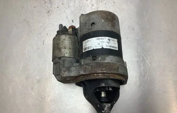 Ford Focus Starter motor ESW10E40
