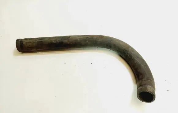 Audi A6 S6 C4 4A Engine coolant pipe/hose 4A0121055E