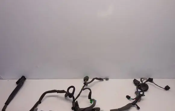 Volvo XC70 Front door wiring loom 30773665
