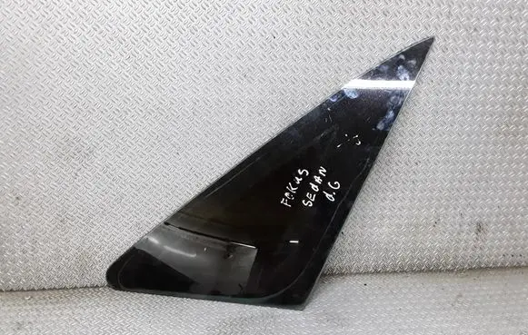 Ford Focus Rear side window