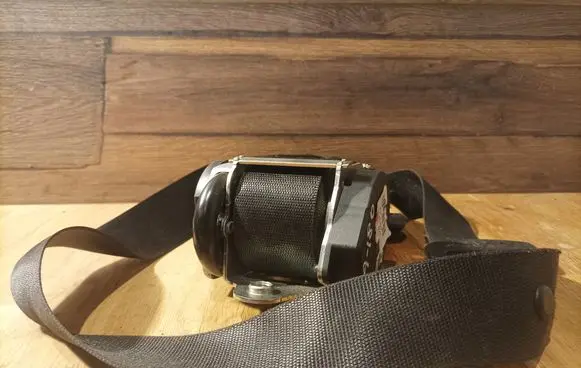Mercedes-Benz A W169 Front seatbelt