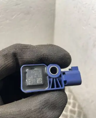 Volvo V50 Airbag deployment crash/impact sensor 31264410