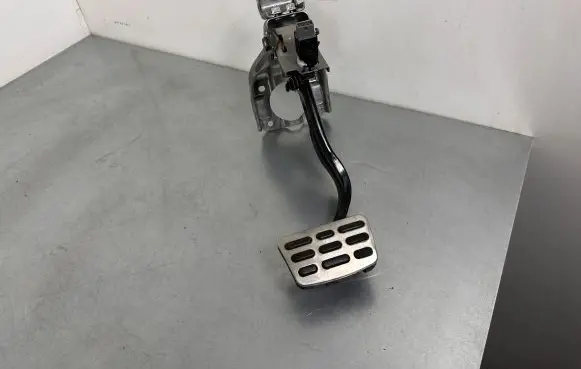 KIA Optima Brake pedal 32810C1100