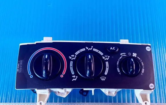 Renault Scenic I Climate control unit 663212P 102042 J64R