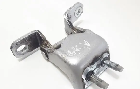 Suzuki SX4 Rear door upper hinge