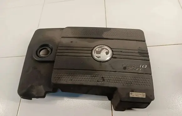 Opel Antara Engine cover (trim) 15267367 Q96103