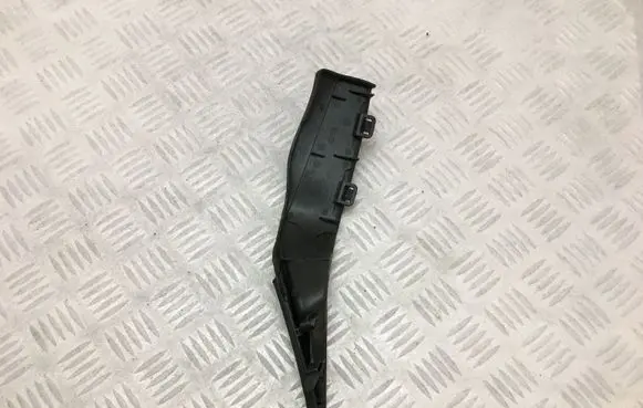 Volvo XC90 Fender end trim 31442412