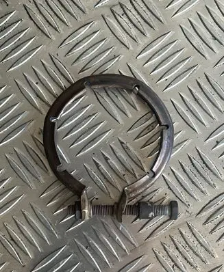 Toyota Avensis T270 Muffler pipe connector clamp 53923110
