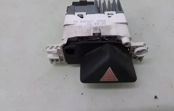Ford Focus Hazard light switch