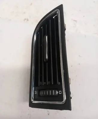 Skoda Superb B6 (3T) Dashboard side air vent grill/cover trim 8T0819702 W12001 91461147