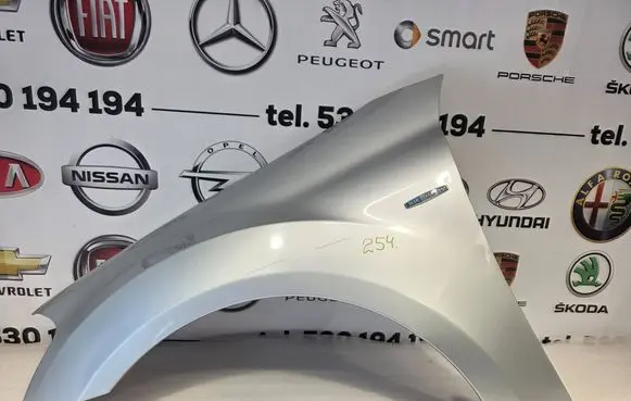 Mercedes-Benz ML W164 Fender 