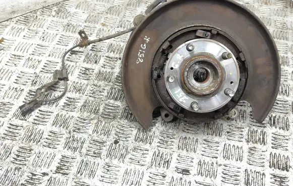 Hyundai Santa Fe Rear wheel hub