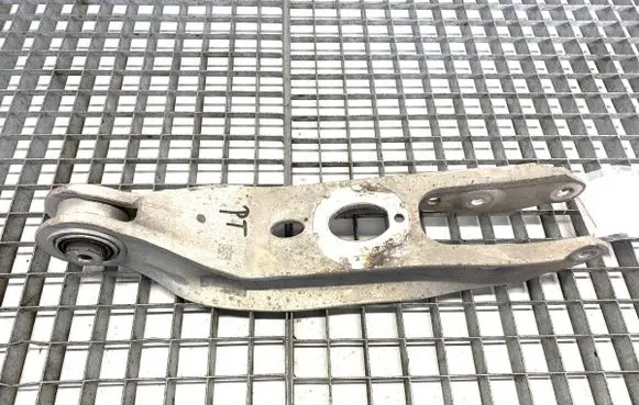 Rear control arm