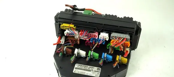 Mercedes-Benz E W212 SAM control unit A2129003314