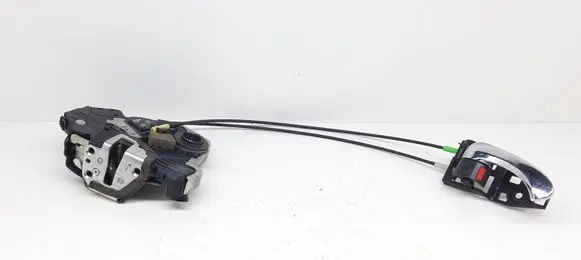 Toyota RAV 4 (XA30) Front door lock 8D2113