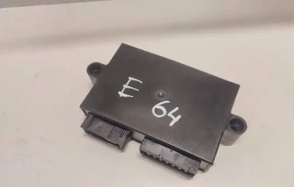 BMW 6 E63 E64 Seat control module 52107067801 05021210 110187