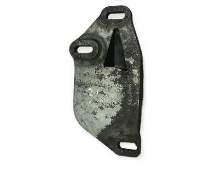 Audi A4 S4 B7 8E 8H Engine mounting bracket 8e0199335n