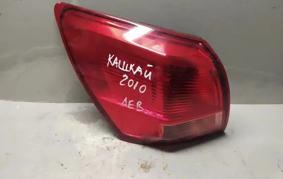 Nissan Qashqai+2 Rear/tail lights
