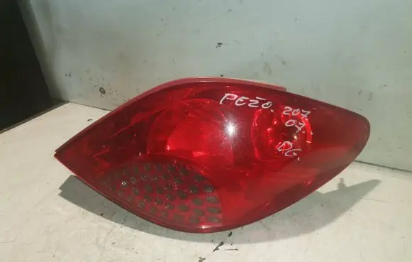 Peugeot 207 Rear/tail lights