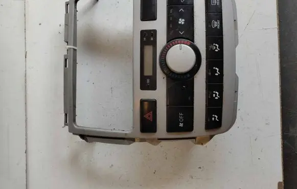 Toyota Avensis Verso Climate control unit 5590044260
