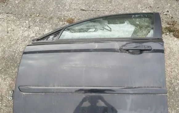 Volvo S40 Front door juodos
