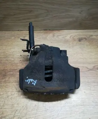 Volkswagen PASSAT B5 Front brake caliper