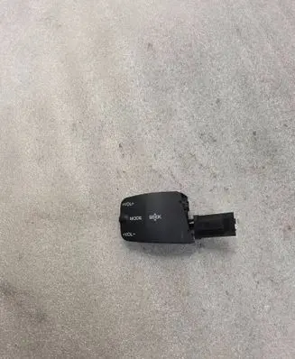 Ford Focus Multifunctional control switch/knob 3M5T14K1